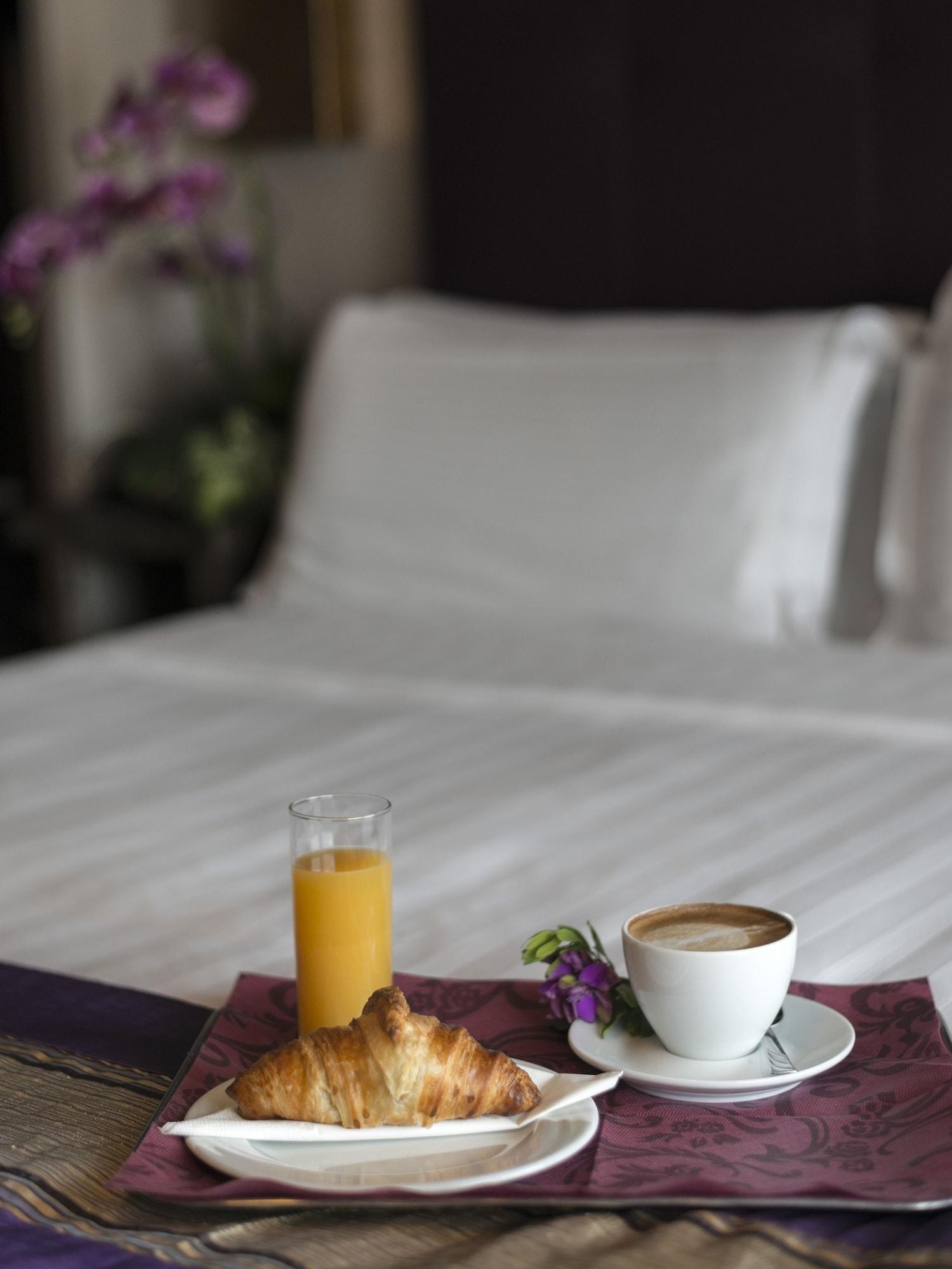 Hotel Rome Airport